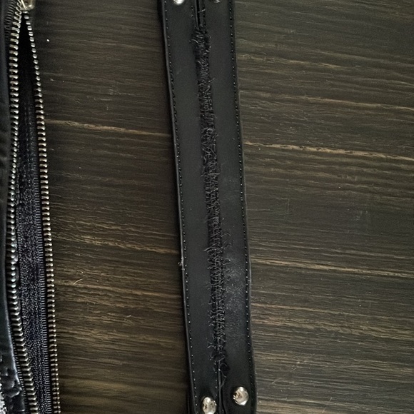 Handbag - Picture 5 of 9